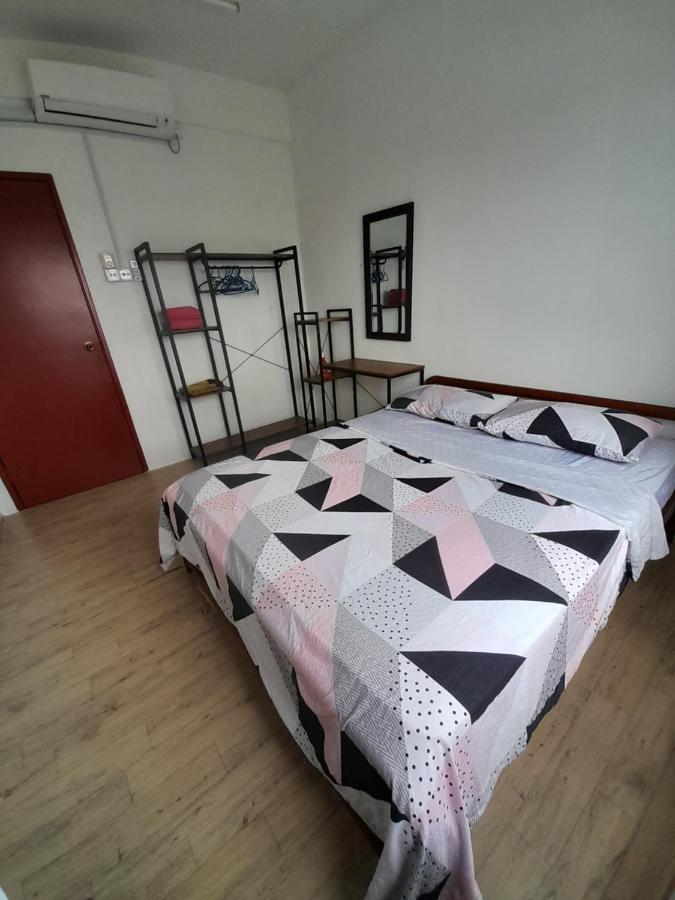 Adinda Homestay Kuala Terengganu Exterior foto
